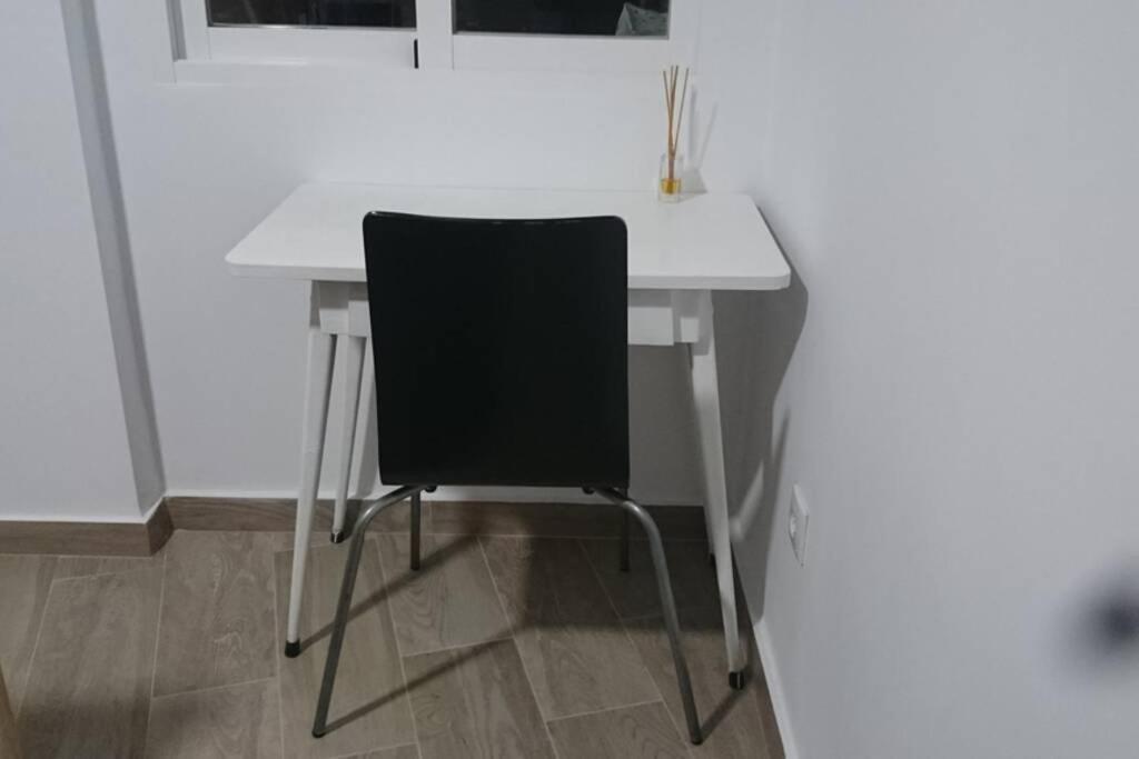 Espacioso Y Centrico Piso Con Zona Chill-Out Apartment Alicante Ngoại thất bức ảnh