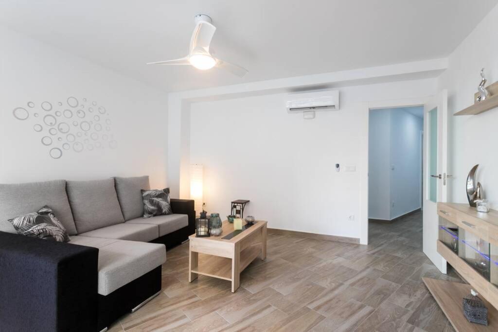 Espacioso Y Centrico Piso Con Zona Chill-Out Apartment Alicante Ngoại thất bức ảnh