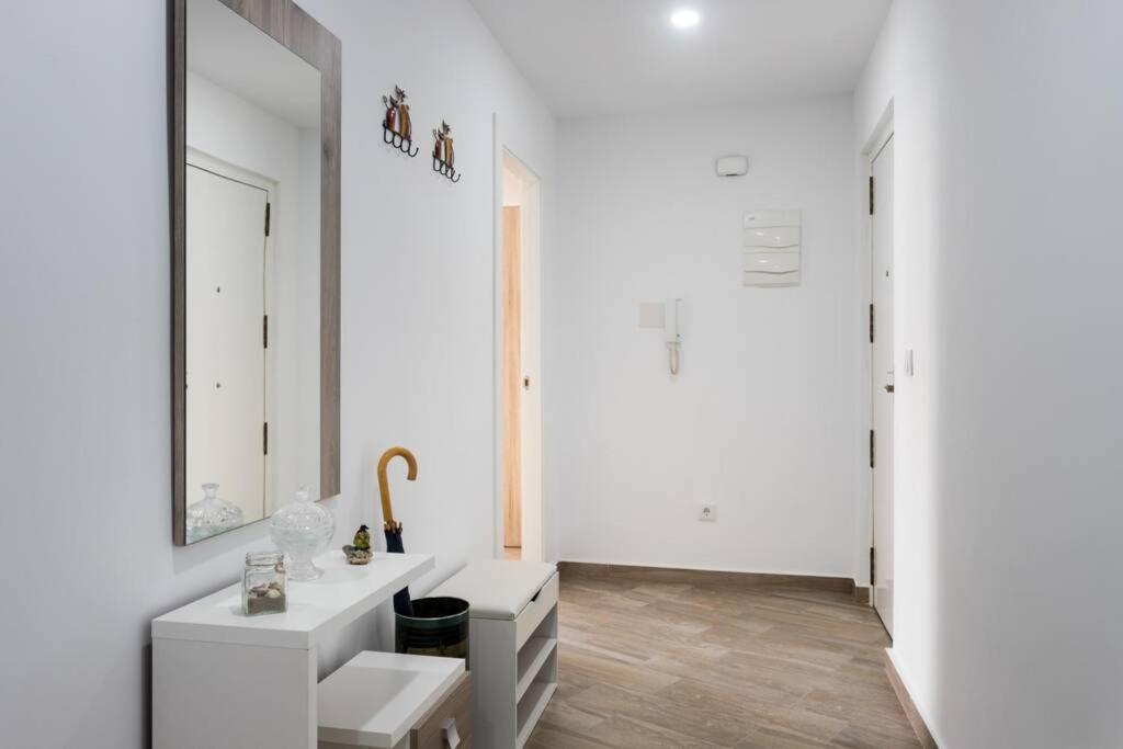 Espacioso Y Centrico Piso Con Zona Chill-Out Apartment Alicante Ngoại thất bức ảnh